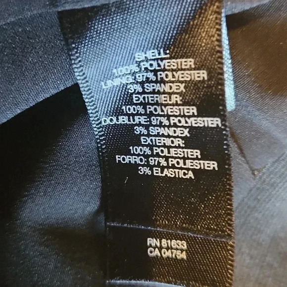 Kenneth Cole Reaction black & white horizontal striped mini skirt Size Medium - Picture 5 of 5